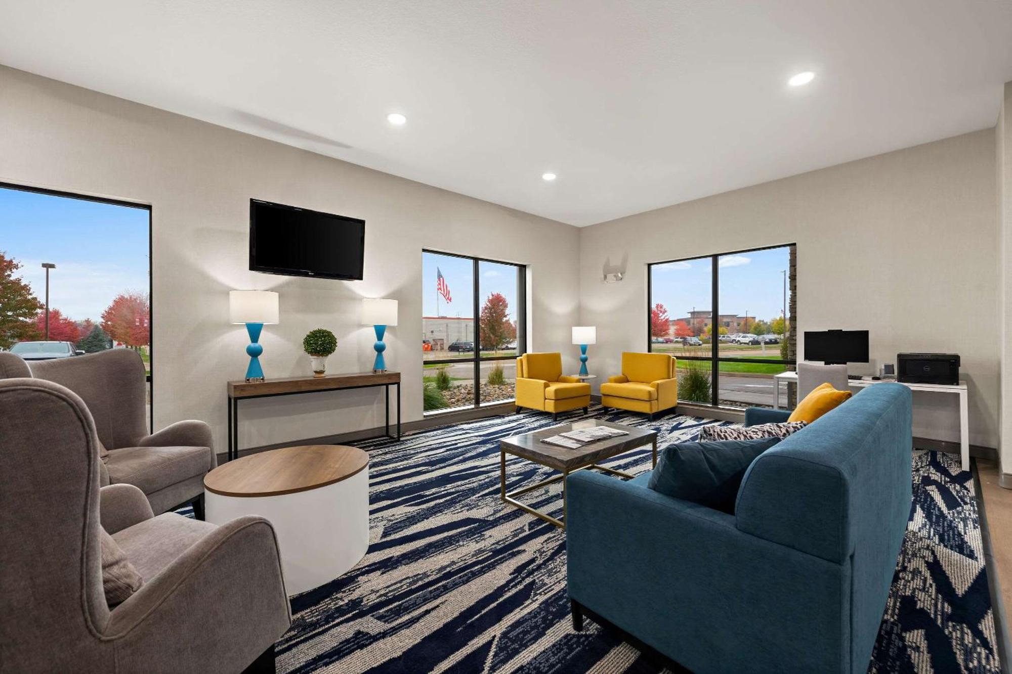 Comfort I-94 Hotel Hudson