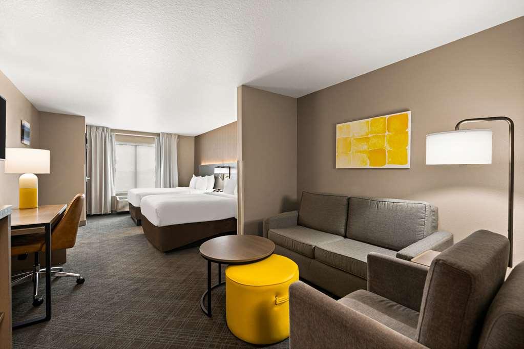 Hotel Comfort I-94